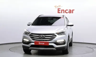 Hyundai Santafe 2017, 125296 км, за 9311.71 USD