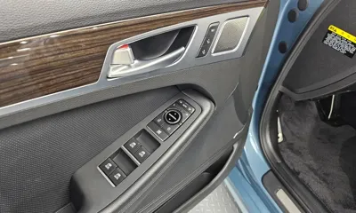 Genesis G80 2018, 81202 км, за 12793.75 USD - фото 31