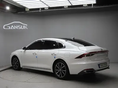 Hyundai Grandeur 2021, 121058 км, за 12289.39 USD