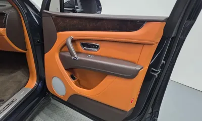 Bentley Bentayga 2019, 37935 км, за 77999.03 USD - фото 24