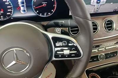 Mercedes-Benz E-Class 2020, 143600 км, за 29308 USD - фото 16