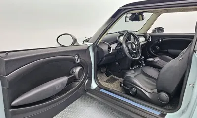 MINI Cooper 2013, 88744 км, за 2540.72 USD - фото 10