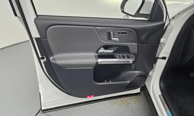 Mercedes-Benz EQB 2024, 36379 км, за 27701.2 USD - фото 24