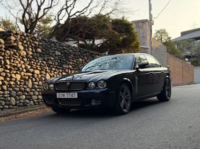 Jaguar XJR · 2008 год