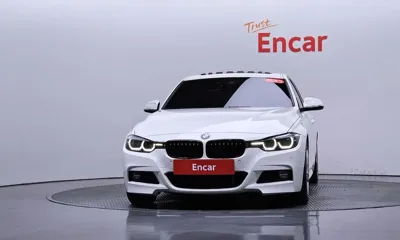 BMW 3-Series 2018, 102725 км, за 13876.23 USD