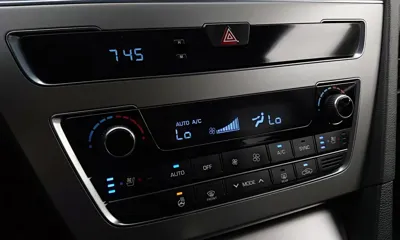 Hyundai Sonata 2015, 96272 км, за 6045.63 USD - фото 12