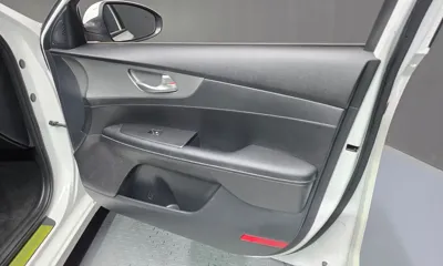 Kia K3 2021, 99173 км, за 8089.05 USD - фото 24