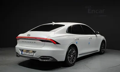 Hyundai Grandeur 2021, 54805 км, за 16930.38 USD