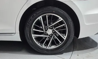 Hyundai Grandeur 2021, 54805 км, за 16930.38 USD - фото 21