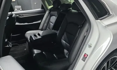 Hyundai Grandeur 2021, 54805 км, за 16930.38 USD - фото 26
