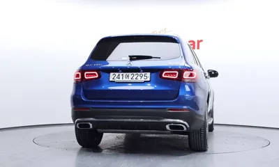 Mercedes-Benz GLC-Class 2022, 33818 км, за 33112.56 USD