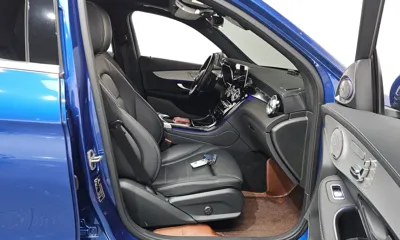 Mercedes-Benz GLC-Class 2022, 33818 км, за 33112.56 USD - фото 11