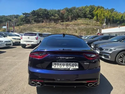 Kia Stinger 2020, 65000 км, за 15895.77 USD