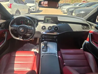 Kia Stinger 2020, 65000 км, за 15895.77 USD - фото 11
