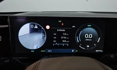 Hyundai Grandeur 2023, 84717 км, за 22144.38 USD - фото 8