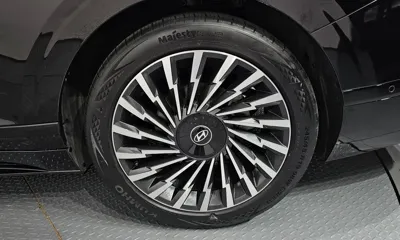Hyundai Grandeur 2023, 84717 км, за 22144.38 USD - фото 21
