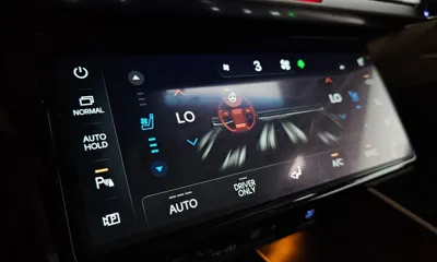 Hyundai Grandeur 2023, 84717 км, за 22144.38 USD - фото 32