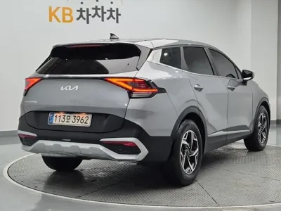 Kia Sportage 2022, 125676 км, за 11487.46 USD