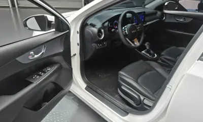 Kia K3 2022, 87550 км, за 8790.78 USD - фото 10