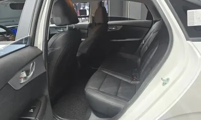 Kia K3 2022, 87550 км, за 8790.78 USD - фото 12