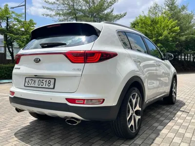 Kia Sportage 2016, 120000 км, за 8347.9 USD