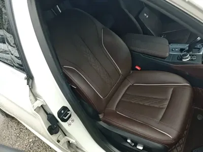 BMW 5 Series 2022, 75300 км, за 32077.07 USD - фото 25