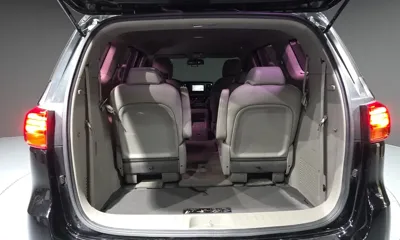 Kia Canival 2019, 158951 км, за 5844.11 USD - фото 20