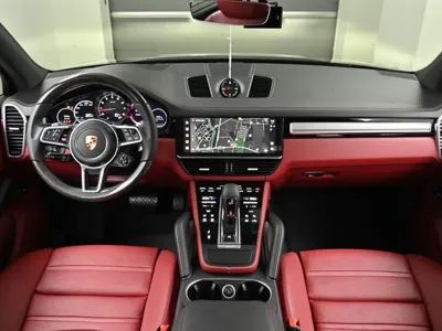 Porsche Cayenne 2022, 30630 км, за 67611.92 USD - фото 7