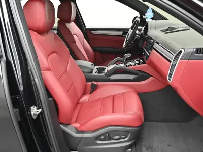 Porsche Cayenne 2022, 30630 км, за 67611.92 USD - фото 10