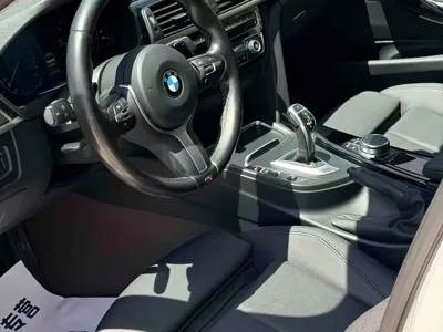 BMW 3 Series 2018, 150000 км, за 12212.83 USD