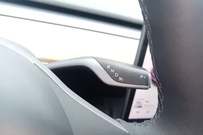 Tesla Model Y 2021, 63600 км, за 25512 USD - фото 16
