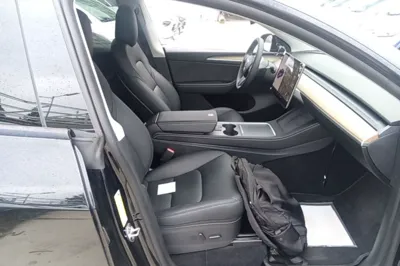 Tesla Model Y 2021, 63600 км, за 25512 USD - фото 19