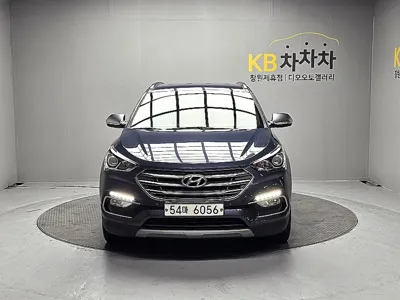 Hyundai Santafe 2018, 166050 км, за 7248.26 USD