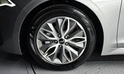 Kia K5 2023, 24238 км, за 15092.39 USD