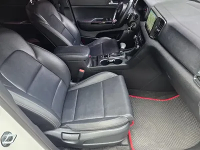Kia Sportage 2017, 81998 км, за 6446.57 USD - фото 17