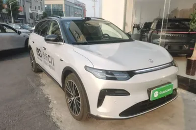 Leapmotor C11