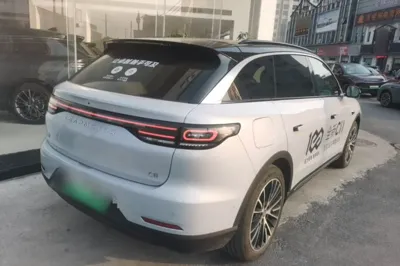 Leapmotor C11