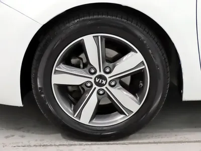 Kia K3 2018, 116461 км, за 4495.12 USD - фото 20
