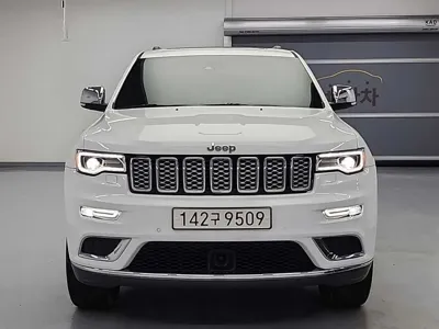 Jeep Cherokee 2020, 88253 км, за 14945.06 USD