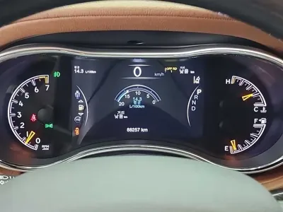 Jeep Cherokee 2020, 88253 км, за 14945.06 USD - фото 6