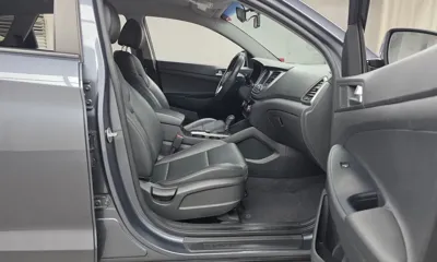 Hyundai Tucson 2017, 113637 км, за 7422.49 USD - фото 11