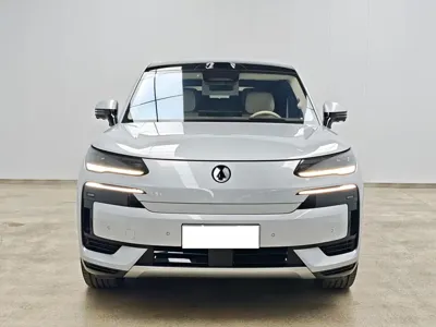 Denza 腾势N9 2025, 11000 км, за 45572.43 USD