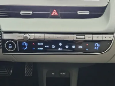 Hyundai Ioniq5 2022, 118884 км, за 12773.84 USD - фото 16