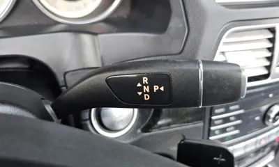 Mercedes-Benz E-Class 2017, 110793 км, за 8526.98 USD - фото 9