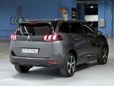 Peugeot 5008 2020, 79386 км, за 11093.61 USD