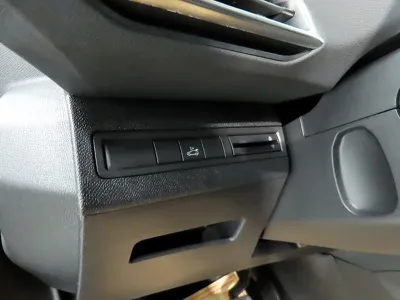 Peugeot 5008 2020, 79386 км, за 11004.75 USD - фото 14