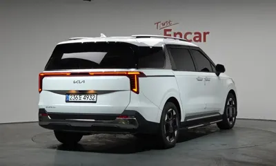 Kia Canival 2025, 14558 км, за 25317.31 USD