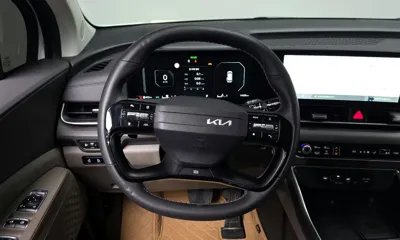 Kia Canival 2025, 14558 км, за 25317.31 USD - фото 13