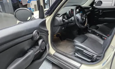 MINI Cooper 2019, 122010 км, за 5016.29 USD - фото 10