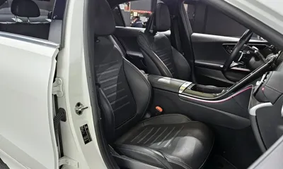 Mercedes-Benz C-Class 2022, 77818 км, за 29725.8 USD - фото 10